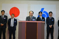 nakazaki.jpg